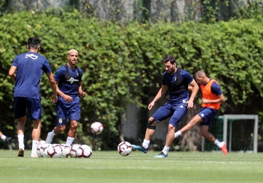 Benfica maçı hazırlıkları başladı