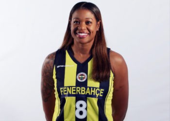 Kia Vaughn 1 yıl daha Fenerbahçe forması giyecek