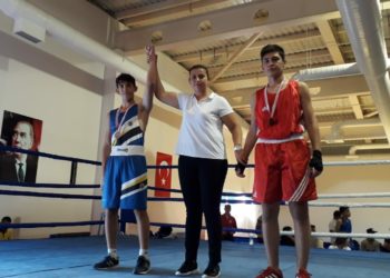 Minik ve Yıldızlar Şampiyonası'nda ringe çıkan 4 sporcumuz şampiyon oldu