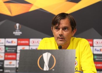 Phillip Cocu, Dinamo Zagreb maçı öncesi basın toplantısına katıldı