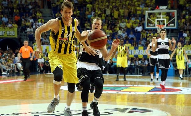 Fenerbahçemiz Beşiktaş Sompo Japan'ı konuk ediyor