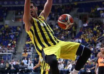 Fenerbahçe 78-73 Beşiktaş Sompo Japan