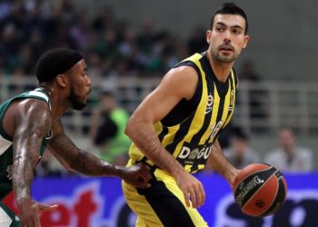 Sloukas, 40 dakika boyunca konsantre olmaları gerektiğini vurguladı