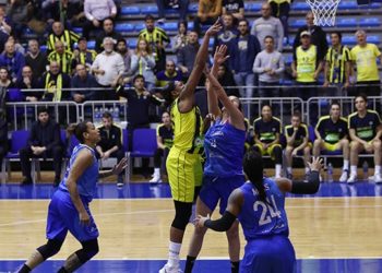 Fenerbahçemiz Perfumerias Avenida deplasmanında