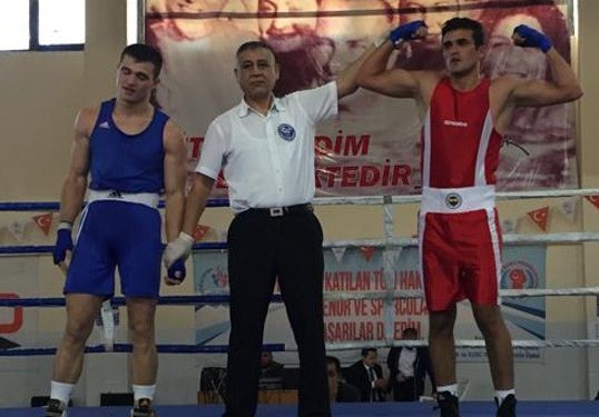 6 boksörümüz finale yükseldi