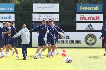 Fenerbahçemiz Medipol Başakşehir hazırlıklarına başladı