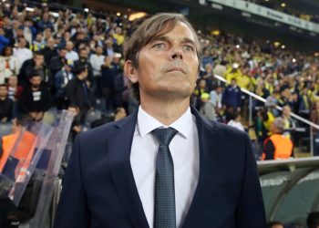 Phillip Cocu görevden alındı!