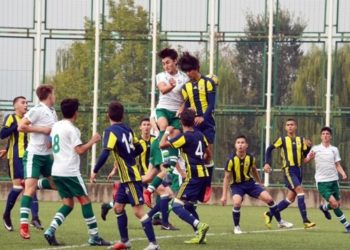 U-16 mücadelesinde Fenerbahçe Bursaspor'u mağlup etti