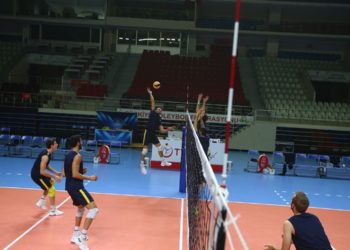Erkek Voleybol Takımımız Jeopark Kula Belediye ile karşılaşıyor