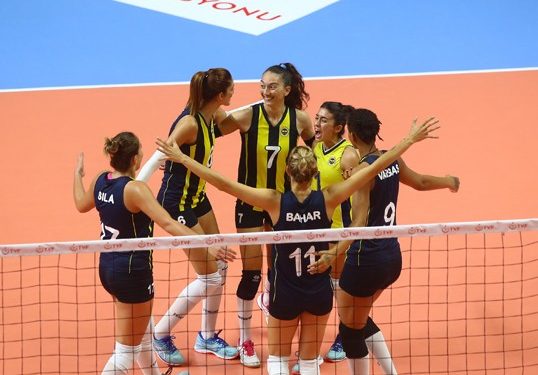 Fenerbahçemiz hazırlık maçında THY'i bir kez daha mağlup etti