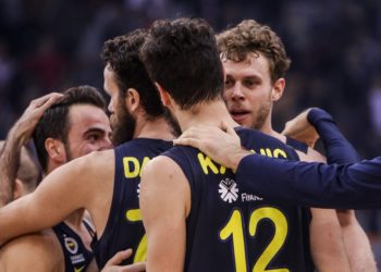 Erkek Basketbol Takımımız Tofaş’a konuk oluyor