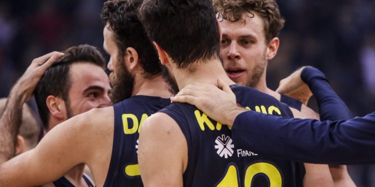 Erkek Basketbol Takımımız Tofaş’a konuk oluyor