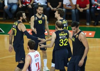 Fenerbahçe Olympiakos karşısında