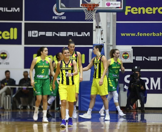 Fenerbahçe 69-67 Sopron Basket