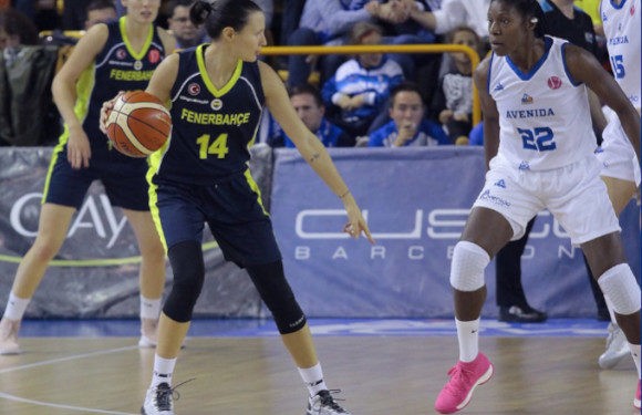 Perfumerias Avenida 88-82 Fenerbahçe