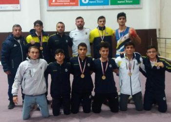 Boksörlerimiz takım halinde birinci oldu