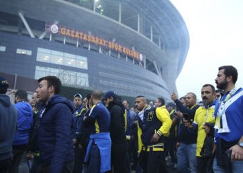 Fenerbahçeli bir taraftar hayatını kaybetti