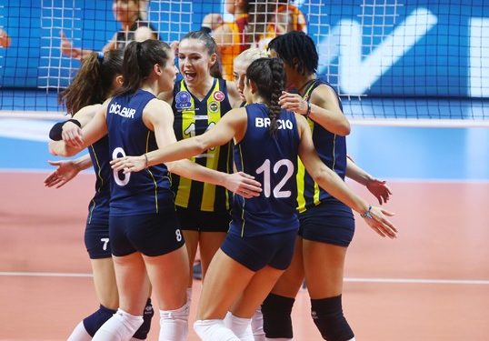 Fenerbahçe Kadın Voleybol Takımı