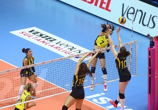 Fenerbahçe 2-3 Vakıfbank