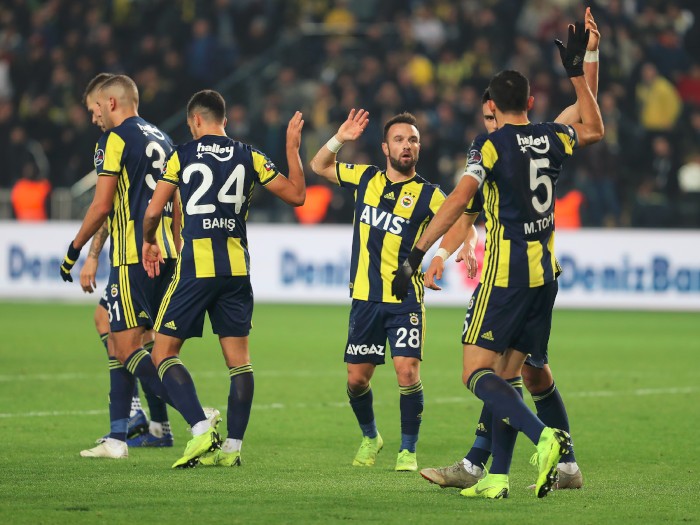 Fenerbahçe, BB Erzurumspor karşısında çıkış arıyor