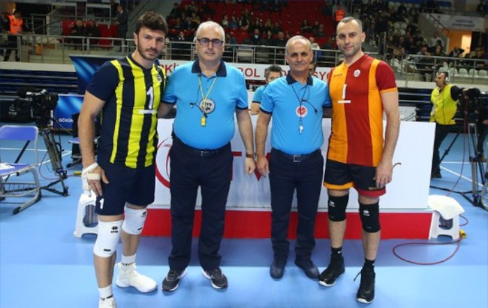 Fenerbahçe Galatasaray'ı konuk etti