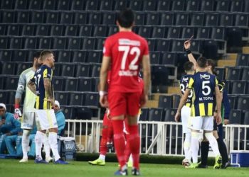 Skrtel'in cezasında indirim