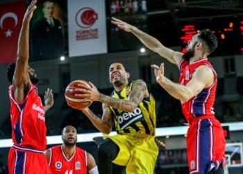 Fenerbahçe Beko yarı finalde