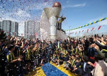 EuroLeague Kupası Anıtı açıldı