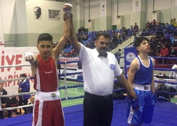 10 boksörümüz bir üst turda