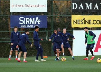 Fenerbahçemiz kampa girdi