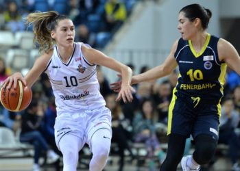 Potanın Kraliçeleri Çukurova Basketbol karşısında