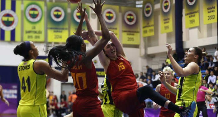 Potanın Kraliçeleri, Galatasaray ile karşılaştı