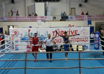 9 boksörümüz çeyrek finale yükseldi