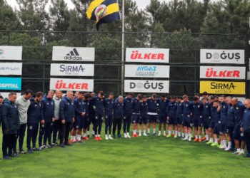 Can Bartu anısına antrenman öncesinde saygı duruşunda bulunuldu