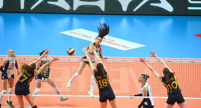 Fenerbahçe Opet 1-3 Vakıfbank