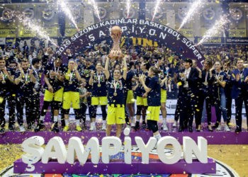Şampiyon Fenerbahçe