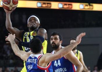 Anadolu Efes-Fenerbahçe Beko