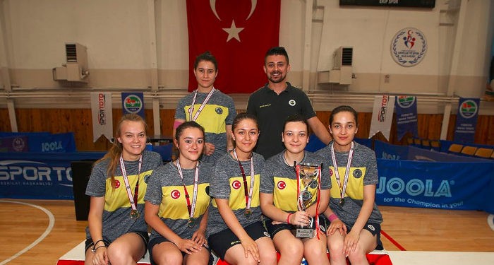 Fenerbahçe Kadın Masa Tenisi Takımımız Türkiye Kupası'nı kazandı