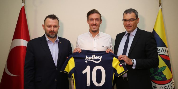 Max Kruse imzayı attı