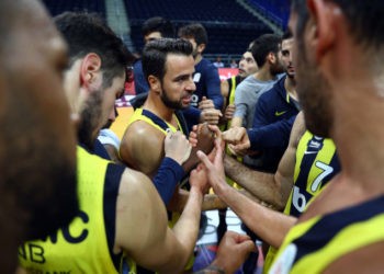 Fenerbahçe Beko Kaptanı Melih Mahmutoğlu