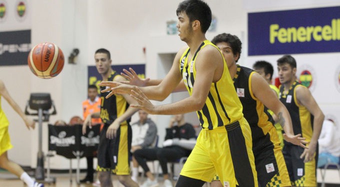 BGL: Fenerbahçe Beko 72-67 Gelişim Koleji