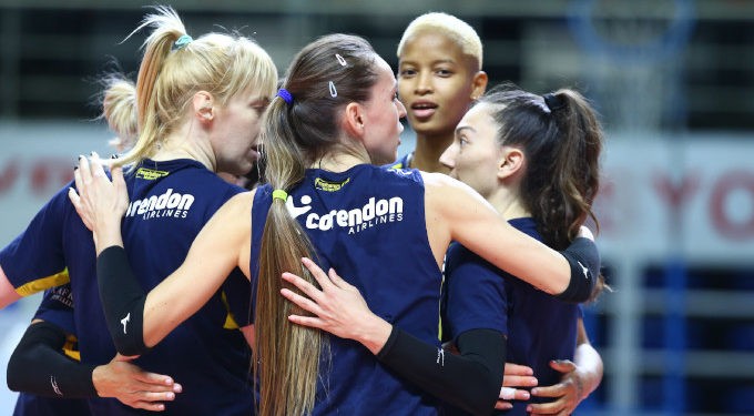 Fenerbahçe Kadın Voleybol Takımı