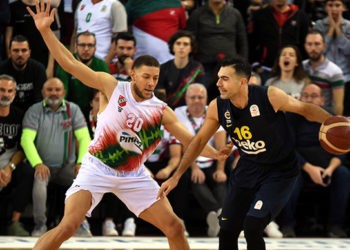 Pınar Karşıyaka 68-57 Fenerbahçe Beko