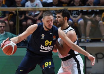 Sözleşmesi sona eren Vladimir Stimac Fenerbahçe Beko'dan ayrıldı