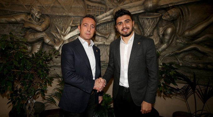 Ozan Tufan, Fenerbahçe ile 3+1 yıllık sözleşme imzaladı