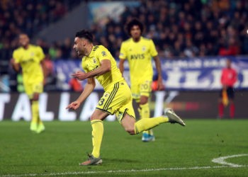 Deniz Türüç, Çaykur Rizespor karşısında Fenerbahçe'nin ilk golünü kaydetti