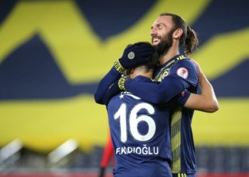 Vedat Muriqi Fenerbahçe'nin 3 golüne imza attı