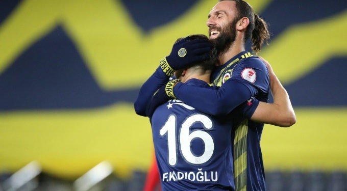 Vedat Muriqi Fenerbahçe'nin 3 golüne imza attı