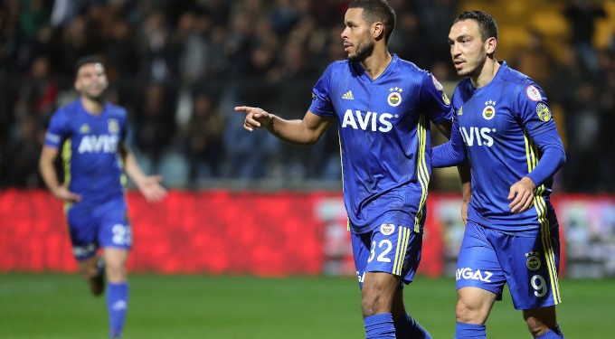 Fenerbahçe'nin ilk golü Zanka'dan geldi