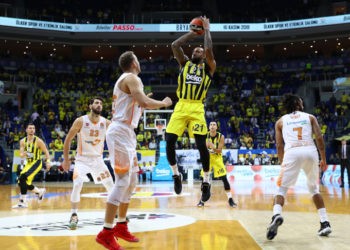 Fenerbahçe Beko, Kirolbet Baskonia’ya konuk oluyor